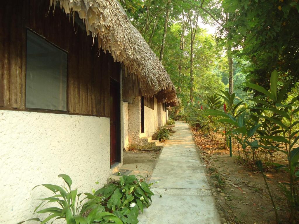 Hotel Cabanas Safari Palenque Exterior foto